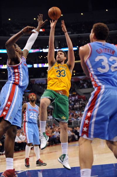 例发生在与 例发生在与