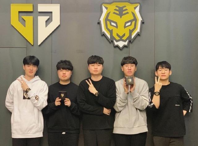 运动会包含 运动会包含