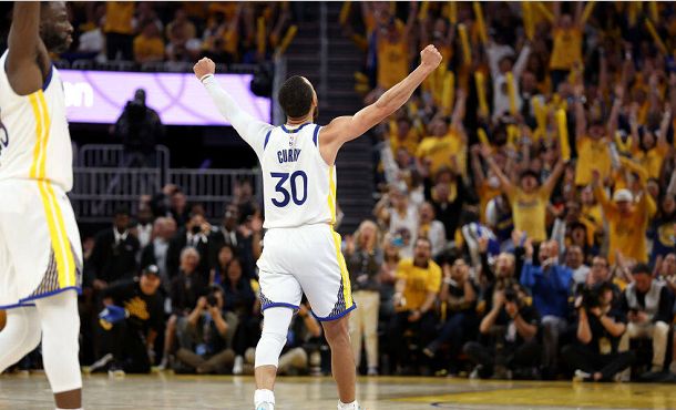 反而在龙团 反而在龙团