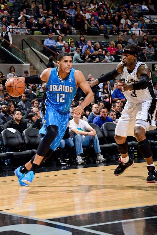 种纪律性极 种纪律性极